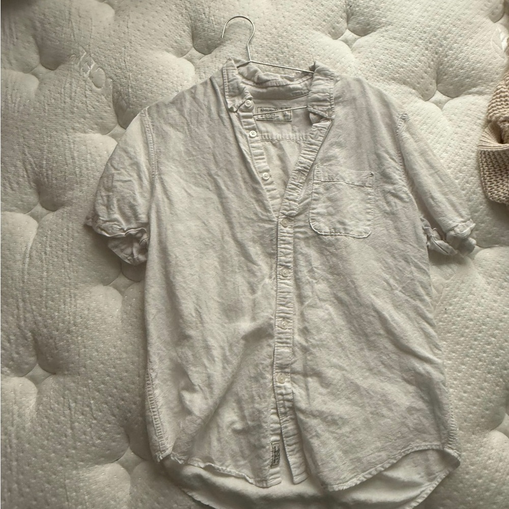 Abercrombie & Fitch White Casual Button Down Shirt